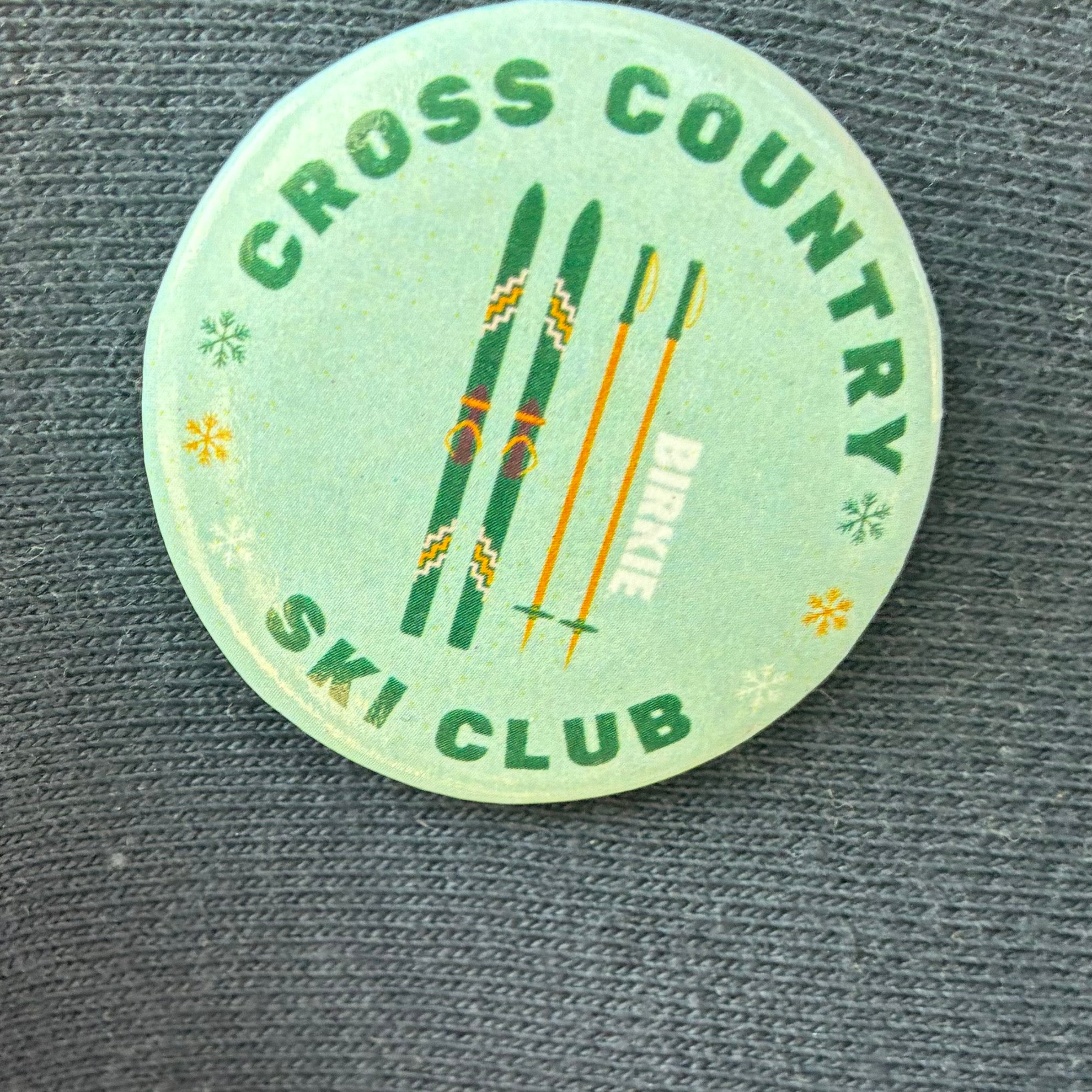 Ski Club button