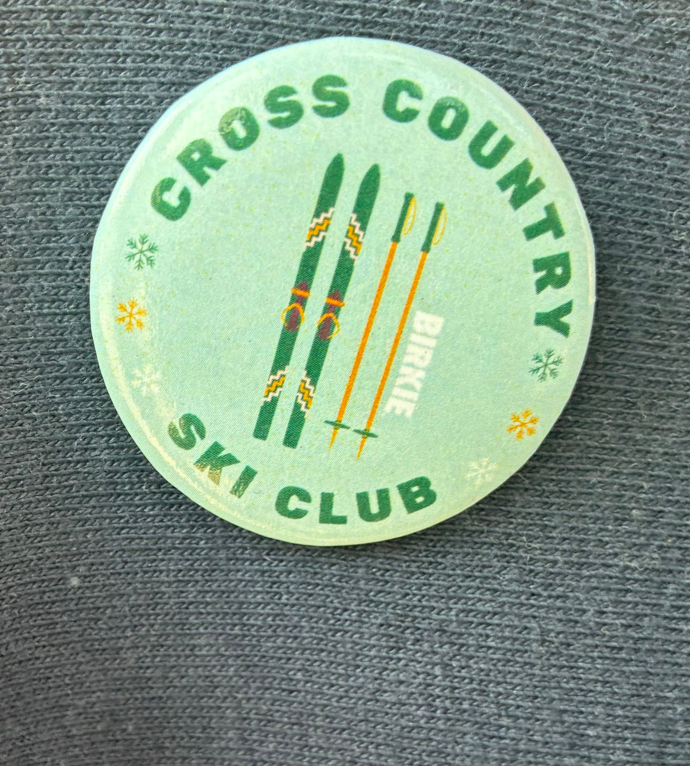 Ski Club button