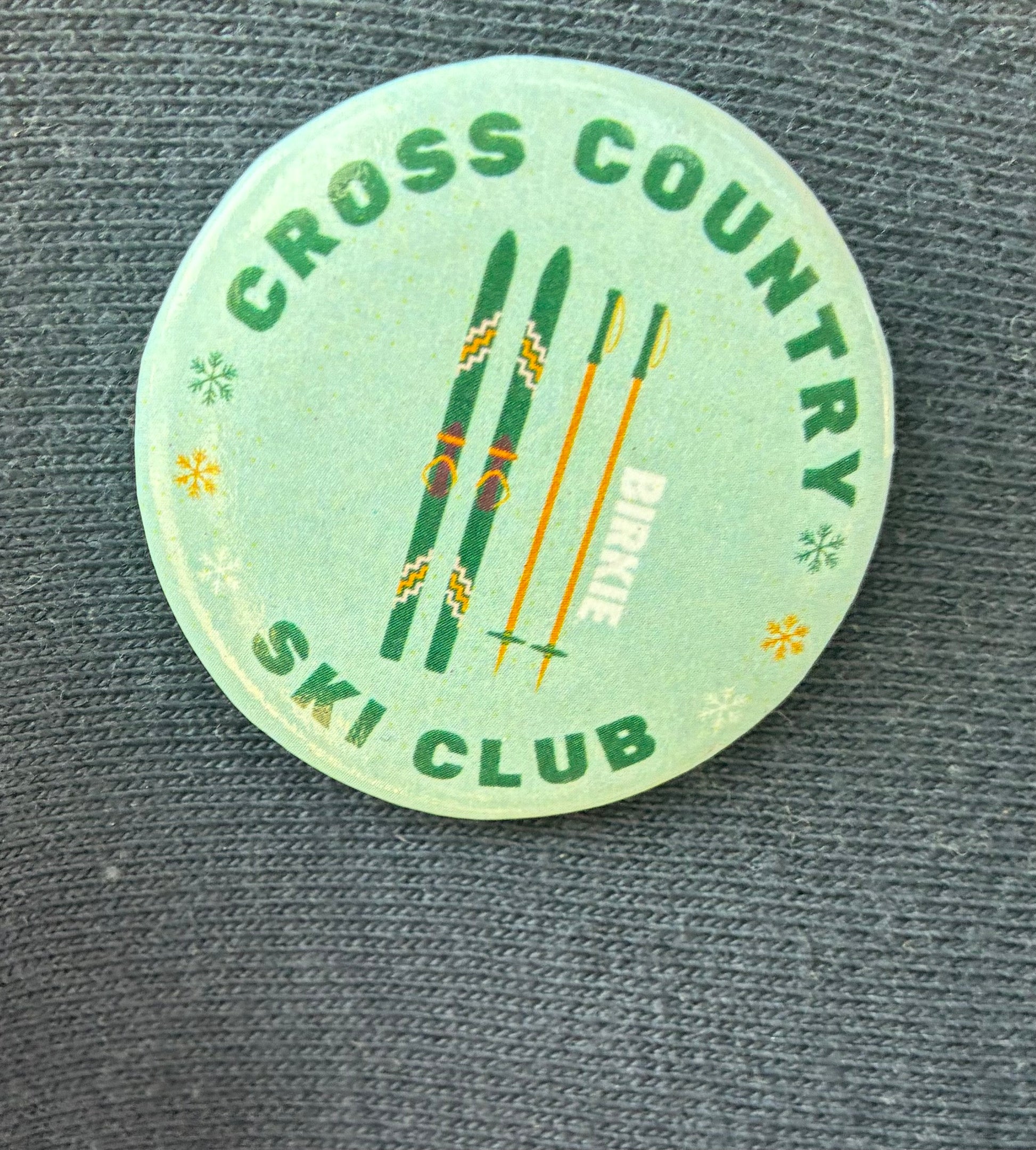 Ski Club button